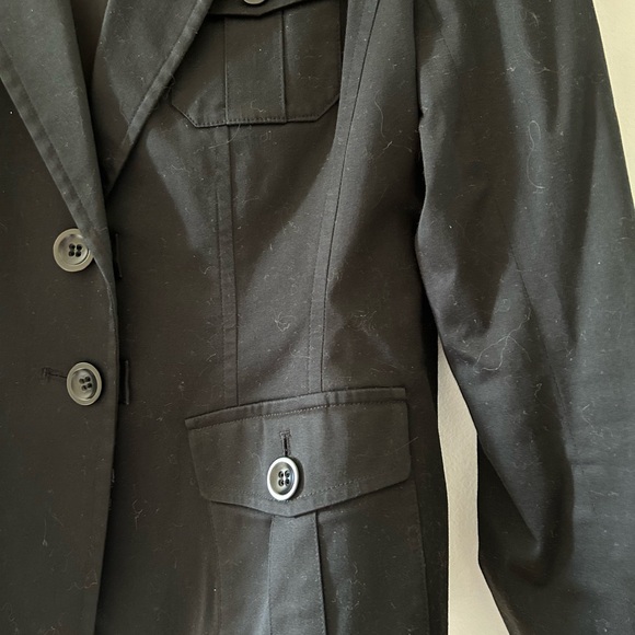Black Blazer, with pockets, size 10. - Picture 4 of 5